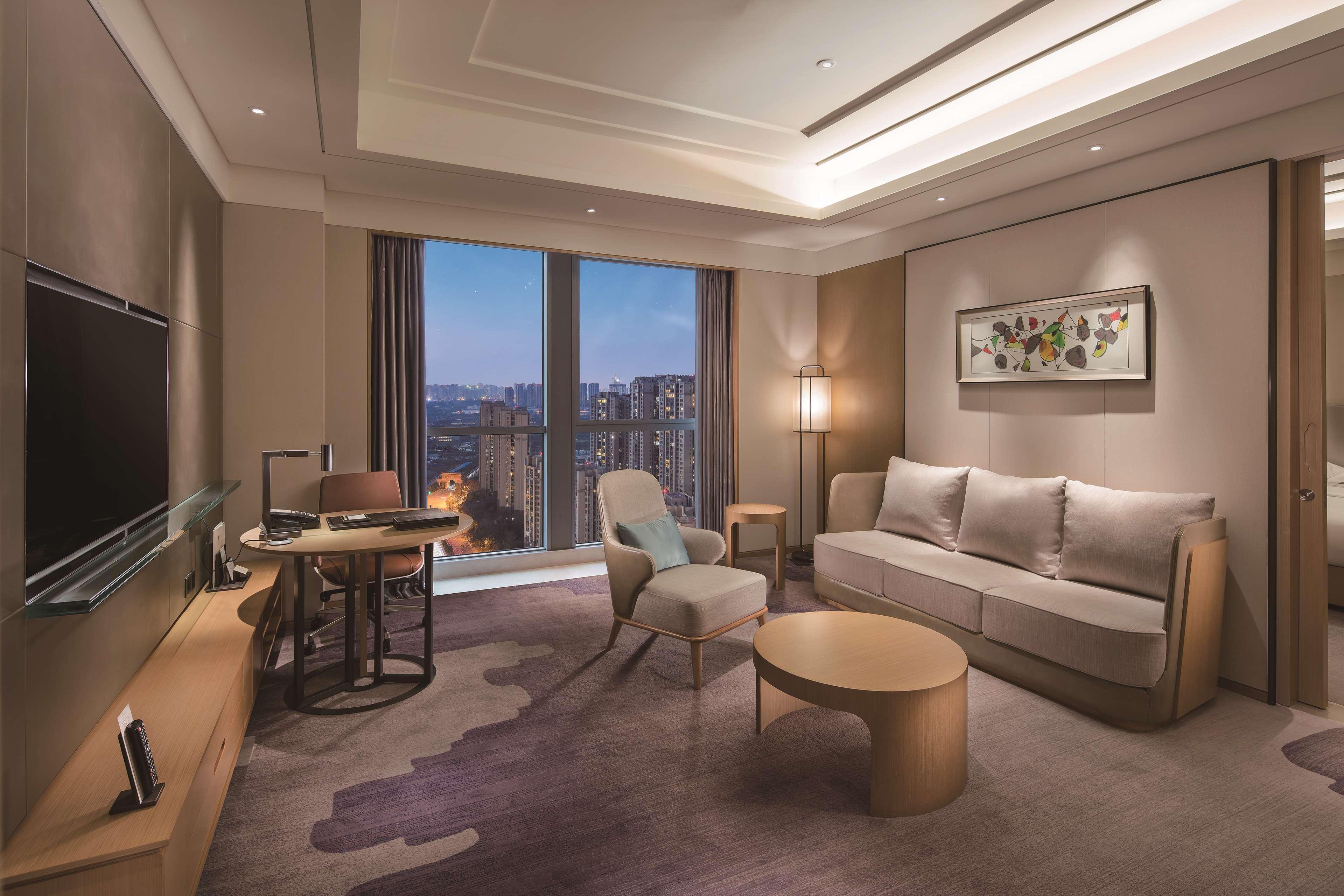 Hilton Chengdu Longquanyi Hotel Екстериор снимка