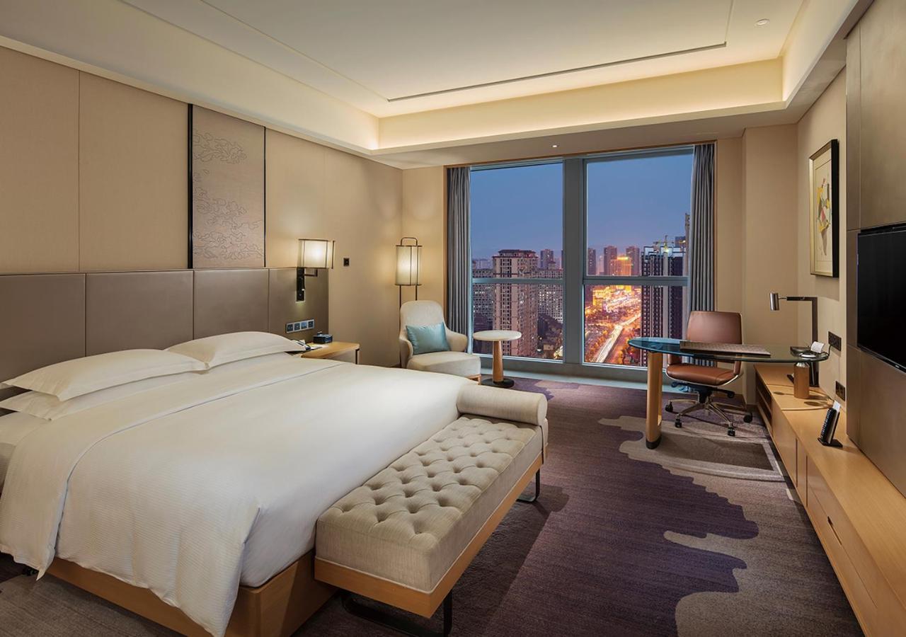 Hilton Chengdu Longquanyi Hotel Екстериор снимка