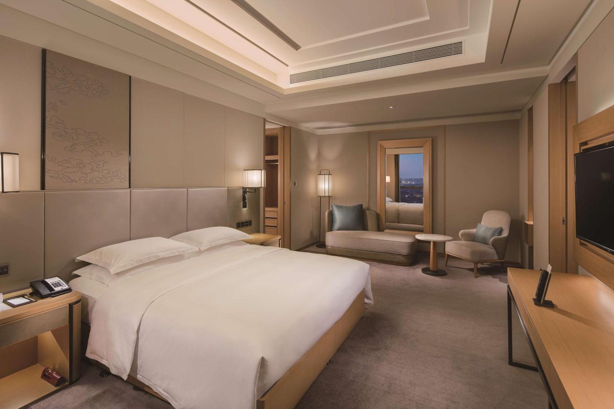 Hilton Chengdu Longquanyi Hotel Екстериор снимка