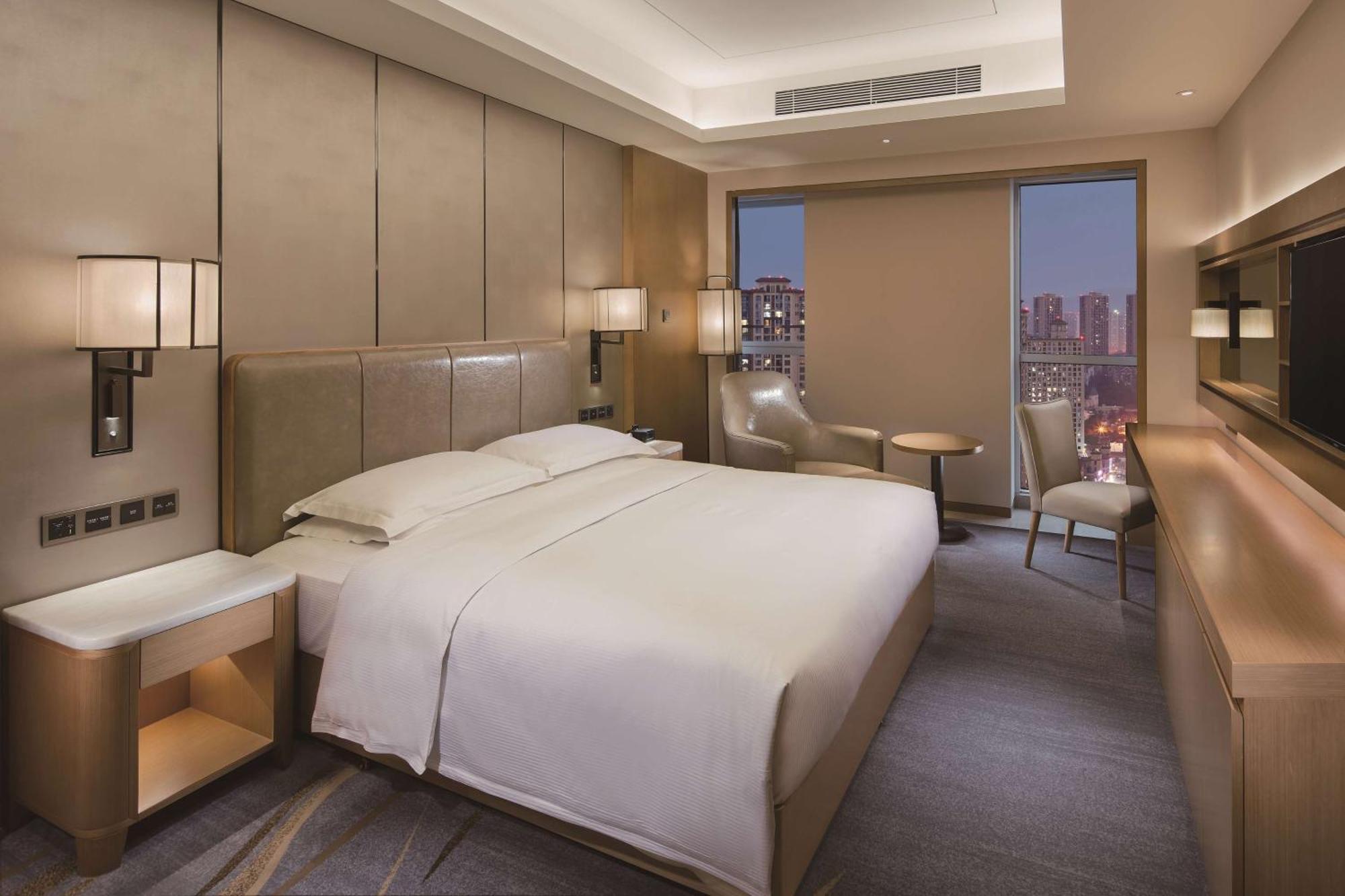Hilton Chengdu Longquanyi Hotel Екстериор снимка