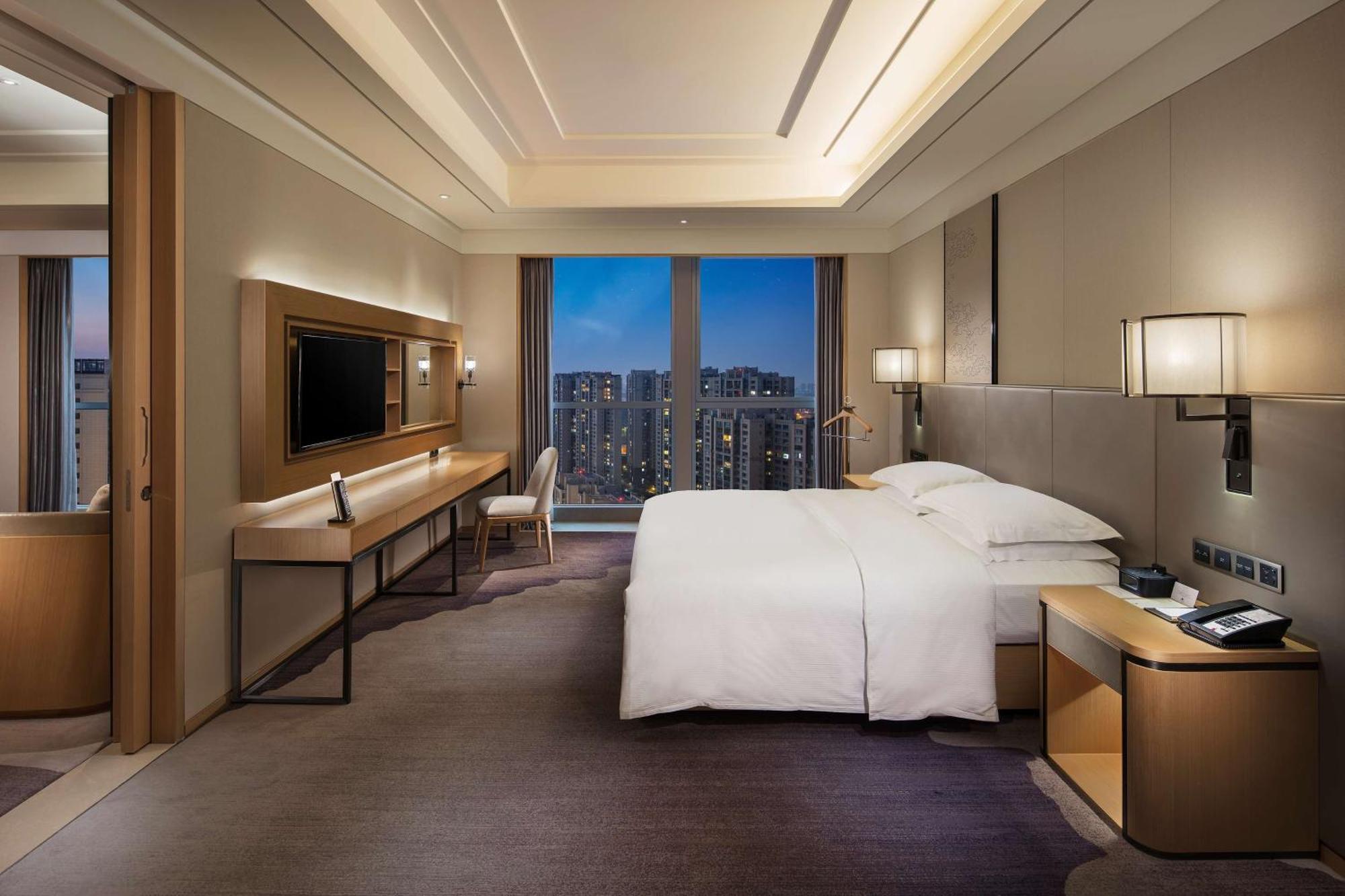 Hilton Chengdu Longquanyi Hotel Екстериор снимка