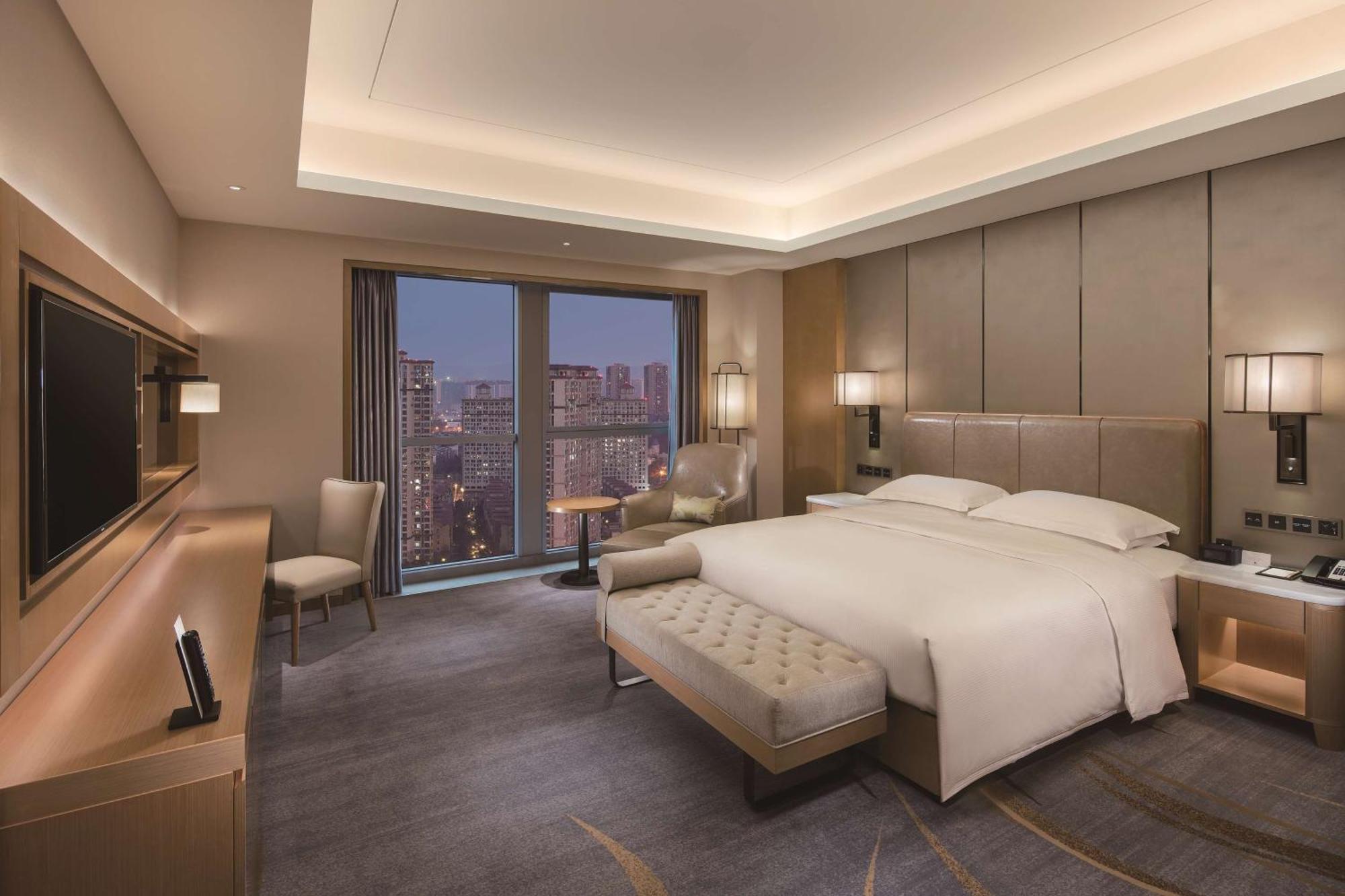 Hilton Chengdu Longquanyi Hotel Екстериор снимка