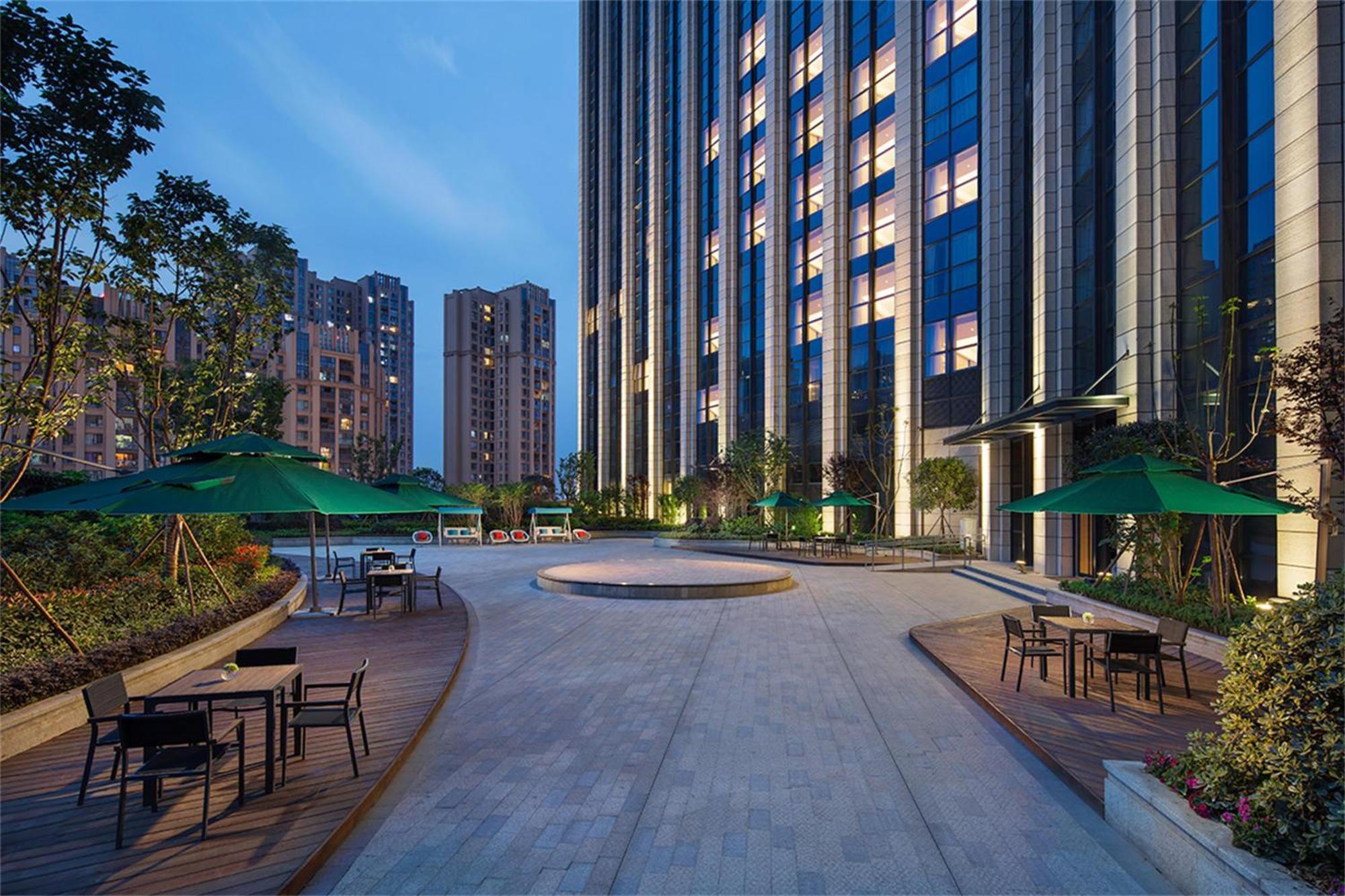 Hilton Chengdu Longquanyi Hotel Екстериор снимка